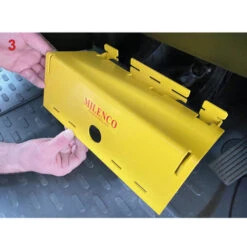 Milenco BC Lock 13 Milenco BC Lock -CampLux Sales Shop BC Lock Fitting 3 31052.1666357550