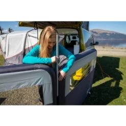 Vango AirBeam Modular Windbreak -CampLux Sales Shop airbeam modular windbreak5 89343.1620402255