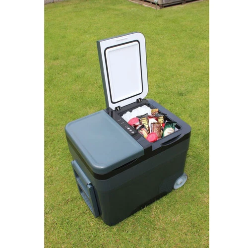 Outdoor Revolution Eco Deep Extreme Compressor Wheeled Cooler 45L 6 Outdoor Revolution Eco Deep Extreme Compressor Wheeled Cooler 45L - Image 4
